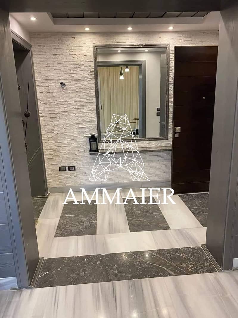 12 b2453b7a-507b-4543-9f9a-4cd6174e8bee. jpg