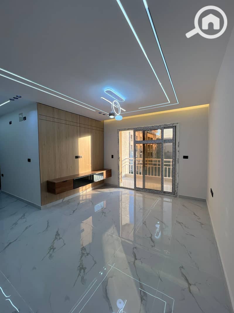 2 88b523d7-40aa-4527-8255-df645b4f4d49. jpeg