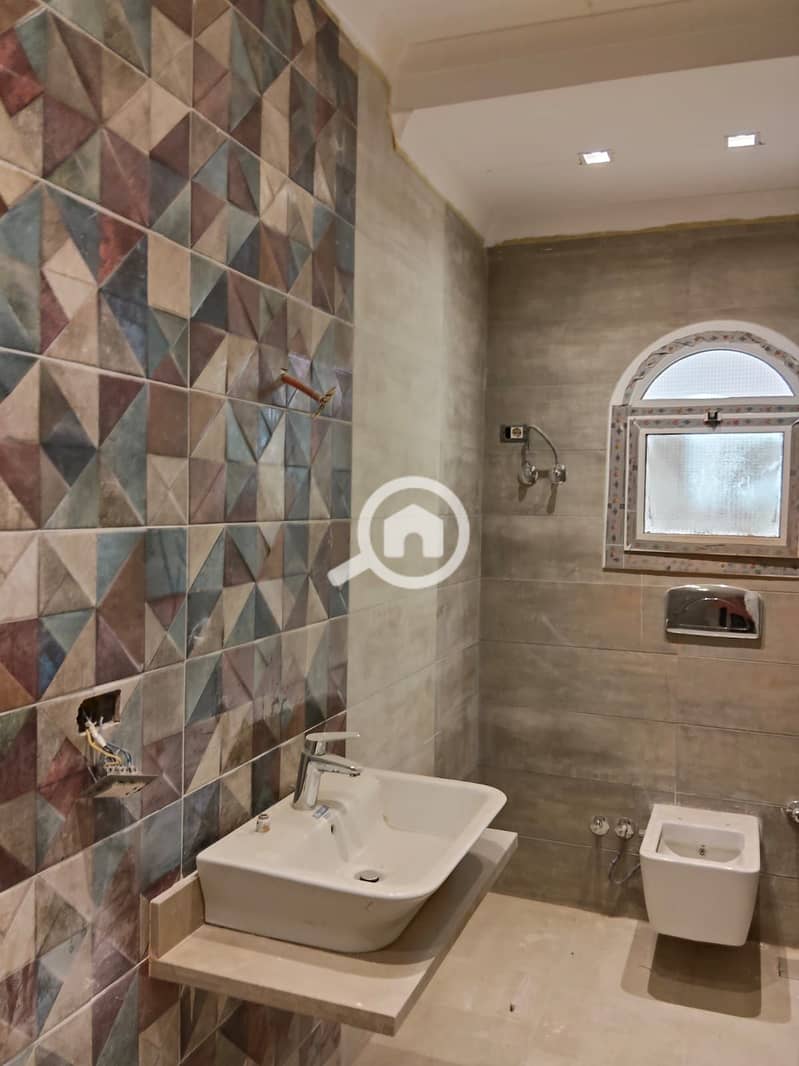 18 WhatsApp Image 2025-11-18 at 8.55. 36 PM (2). jpeg