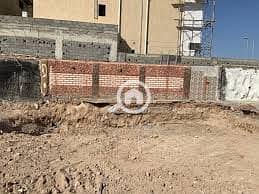 ارض فيها اثاثات. jpg