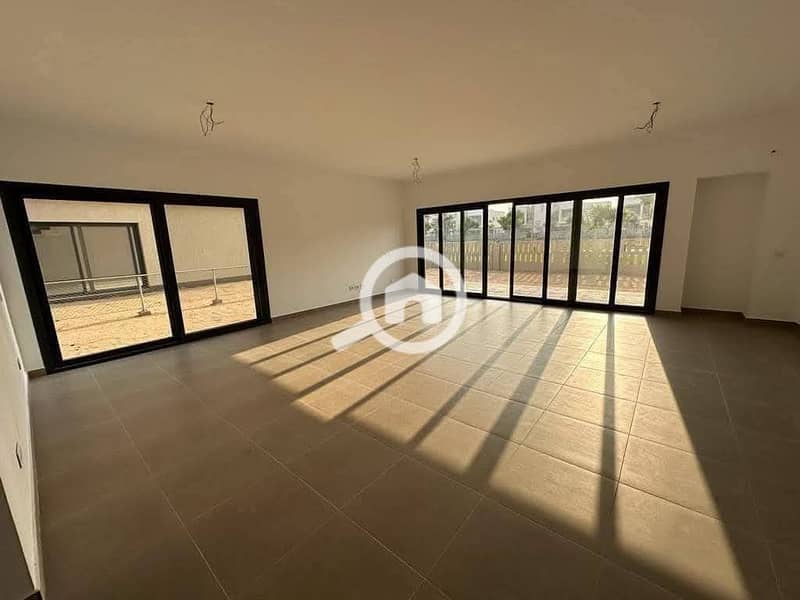 14 480469751_122143156832394963_6347448801969719223_n. jpg