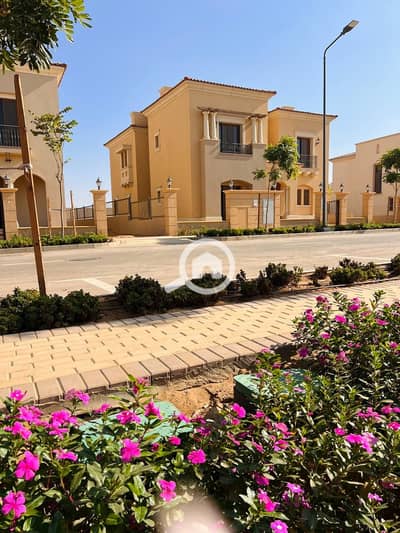 تاون هاوس 4 غرف نوم للبيع في القاهرة الجديدة، القاهرة - IMG-20251028-WA0202. jpg