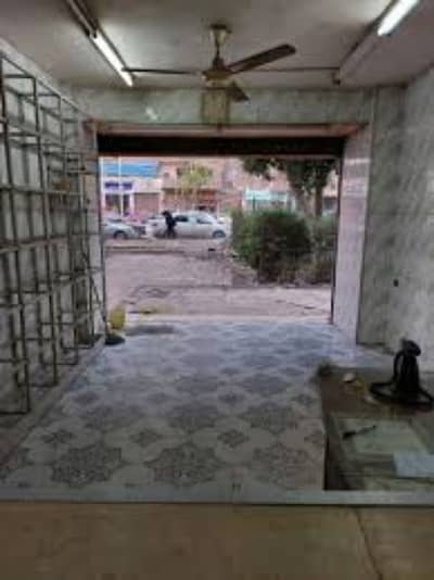 محلات تجارية  للايجار في حى الجيزة، الجيزة - محل تجاري سوبر لوكس بمنطقة مدارس تجارية