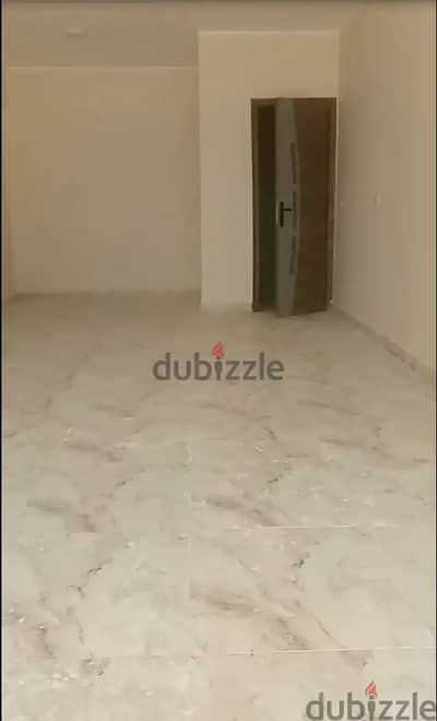 Retail for Rent in Nasr City, Cairo - محل للايجار بالواحه علي الشارع الرئيسي