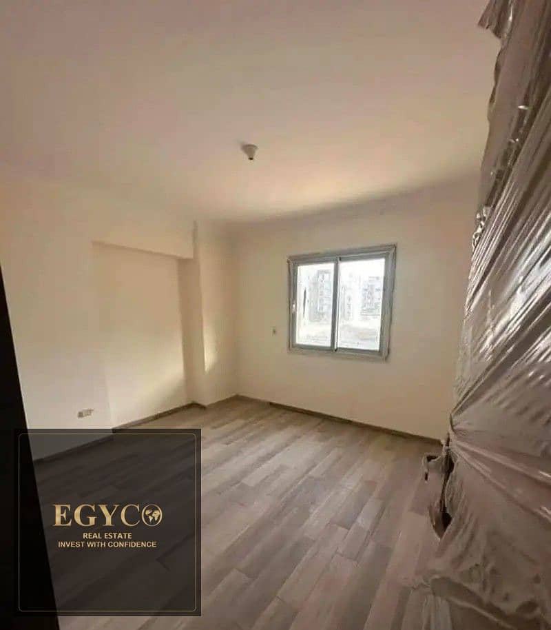 3 32016439-800x600. jpg