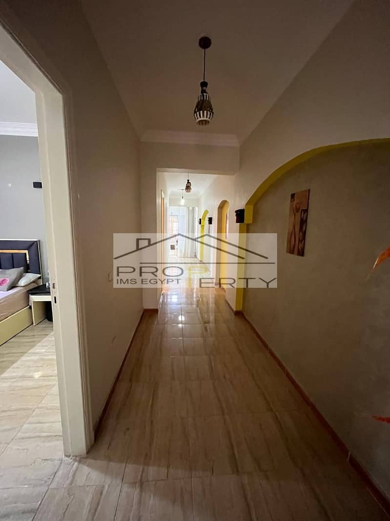 4 0f43315c-a55f-4914-a411-bb17a58be5df. jpg