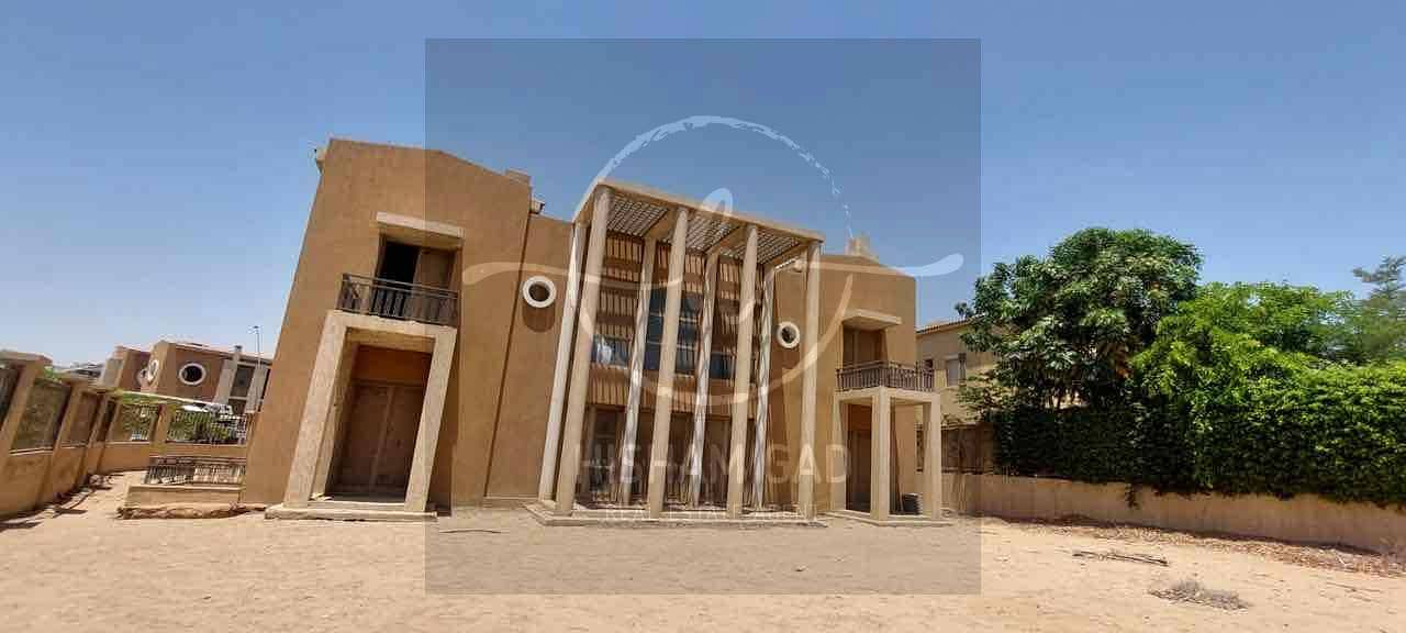 8 4bf90445-0a03-46a6-a19a-e55e5d37d146. jpg