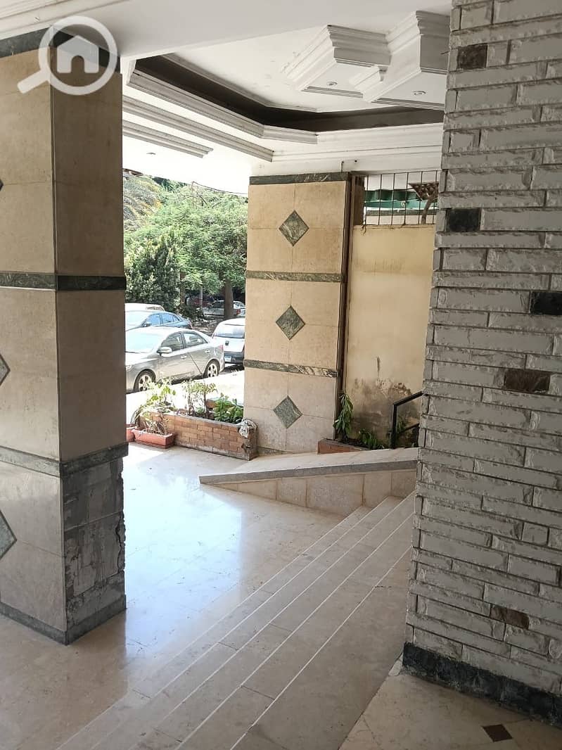 3 b608af4b-25bf-4285-8bec-12721cadae0b. jpeg