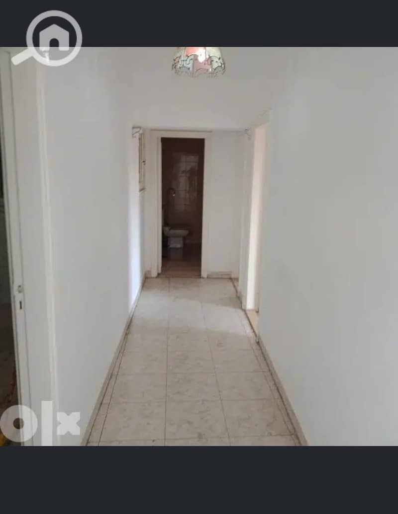 8 6c9cff5b-ae71-408e-a0b8-4735a30d0ae6. jpeg