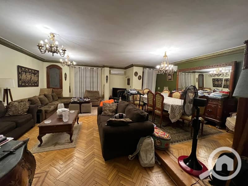 4 c632255f-f5d7-47fb-ab3b-b4aa7d2076a9. jpeg