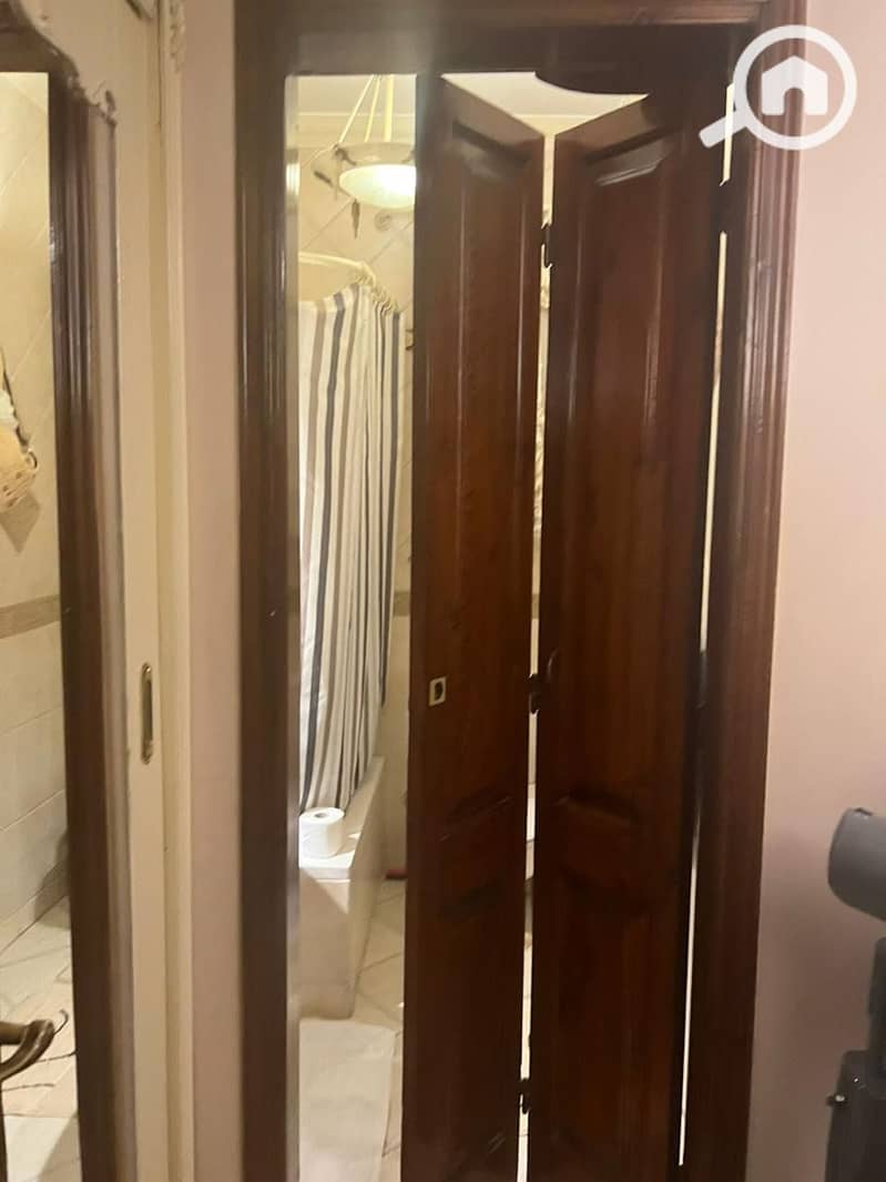 6 098c8f68-1525-4c1c-a025-0817446f3822. jpeg