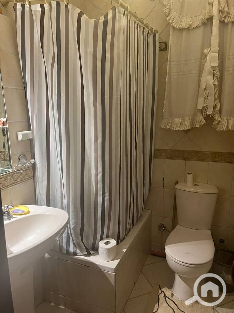 9 a9185c18-0bf8-44b3-85ab-2165f096784b. jpeg