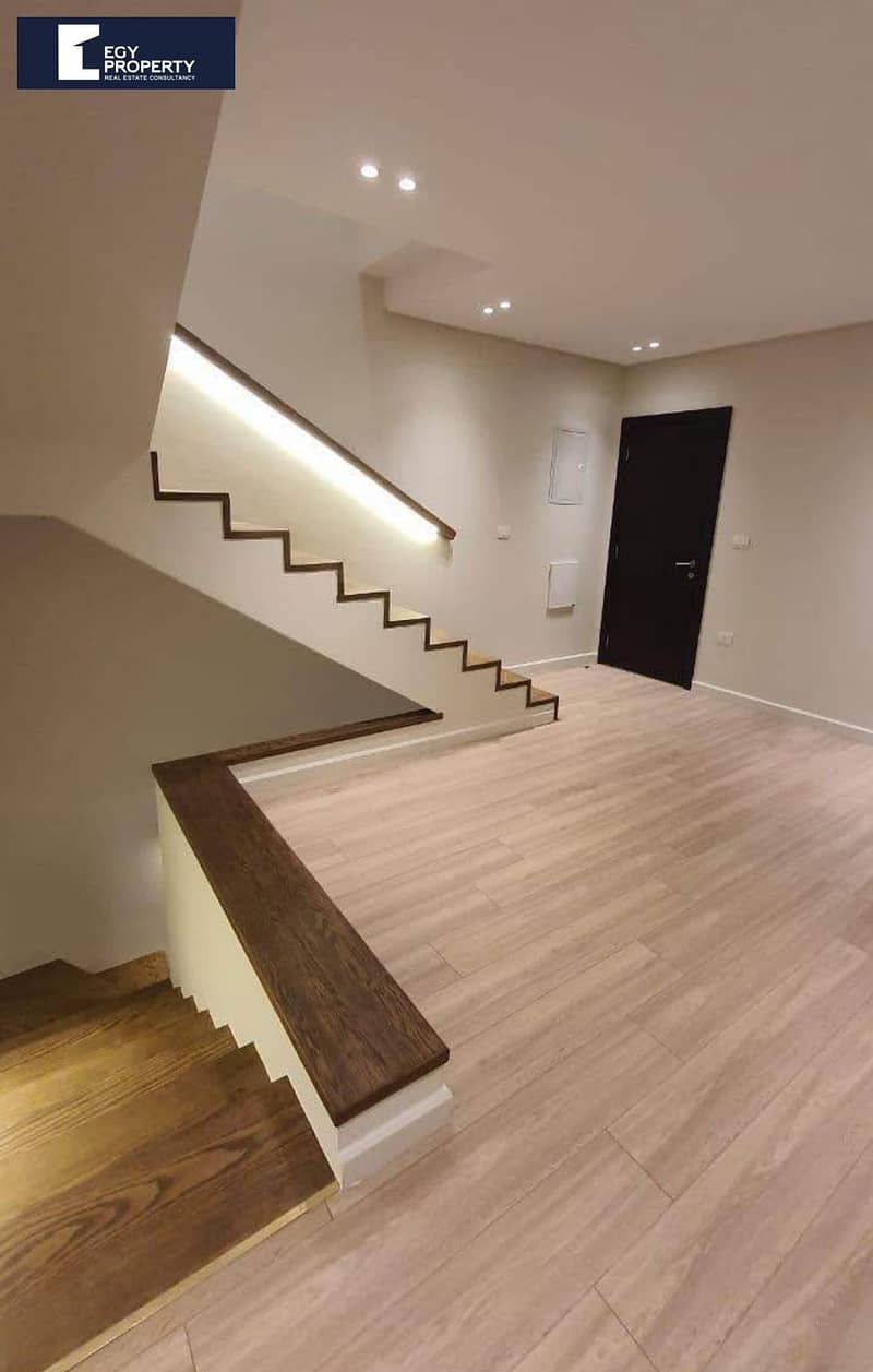 8 WhatsApp Image 2025-11-18 at 1.09. 30 PM. jpeg