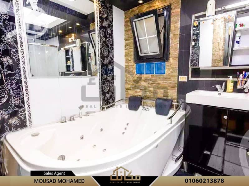 10 abb5be0c-74a7-4b19-bffa-48187edf2f8e. jpg