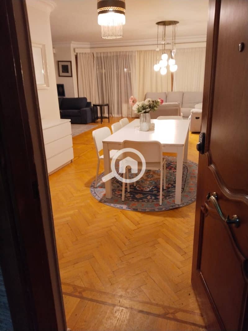 2 3011fd91-974c-4a96-b677-51dca09d57e5. jpeg