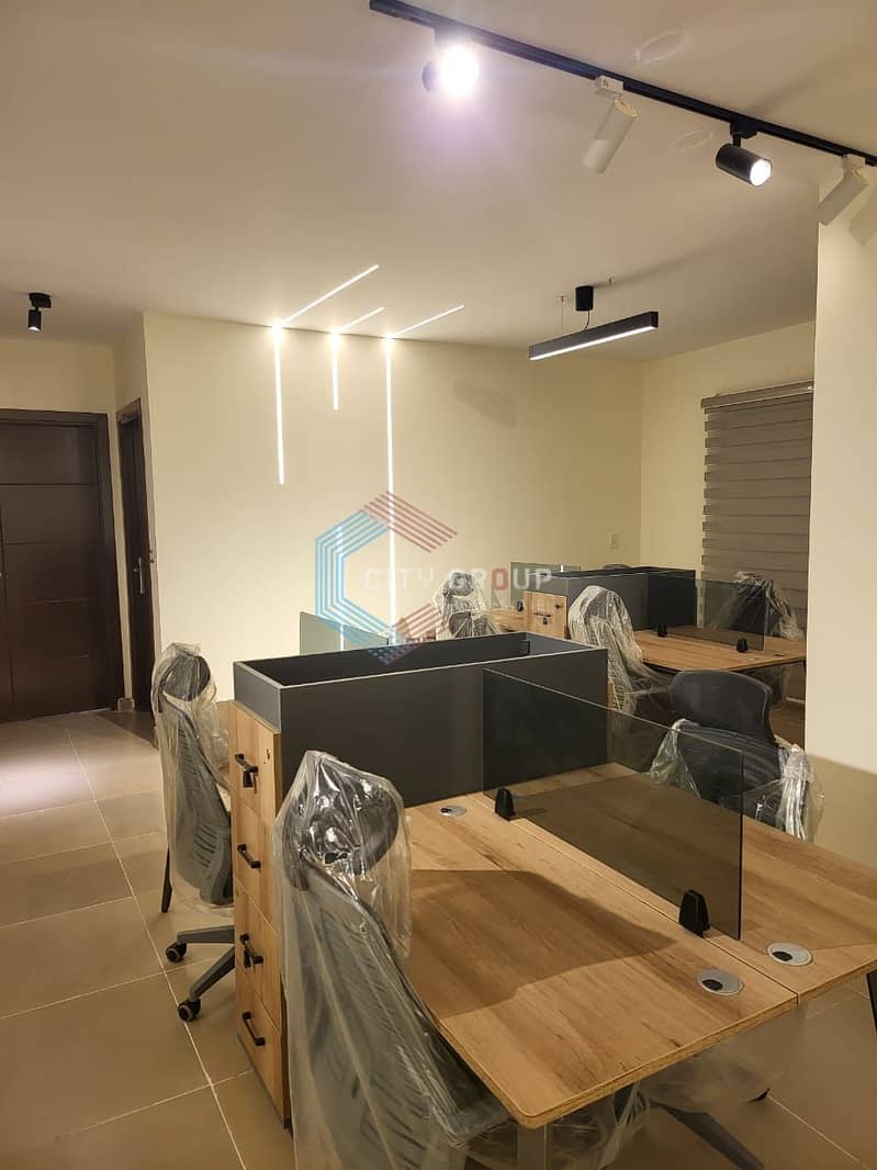 10 cdaf4ea8-7599-4356-9e15-3fc4d1d9ec01. jpg