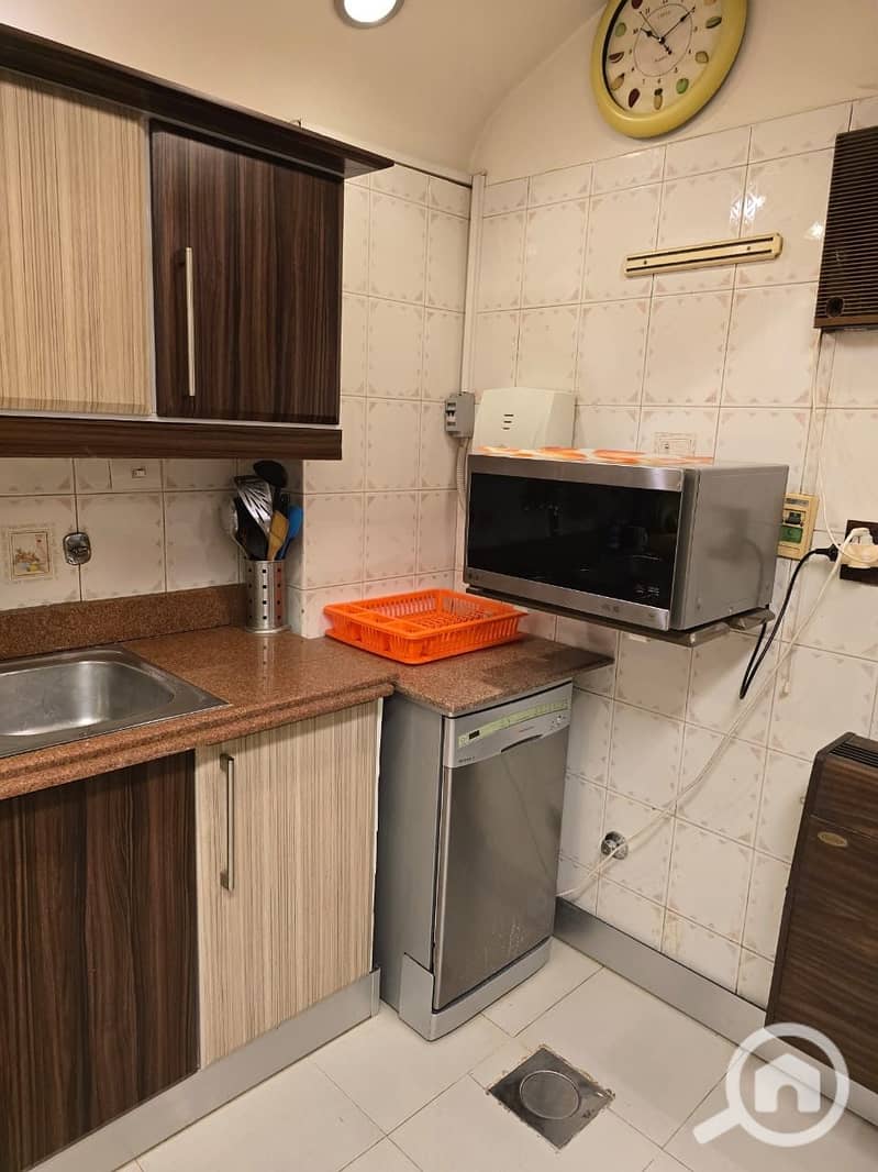 20 ef9a393e-c948-4149-8175-4685d105e7b0. jpeg