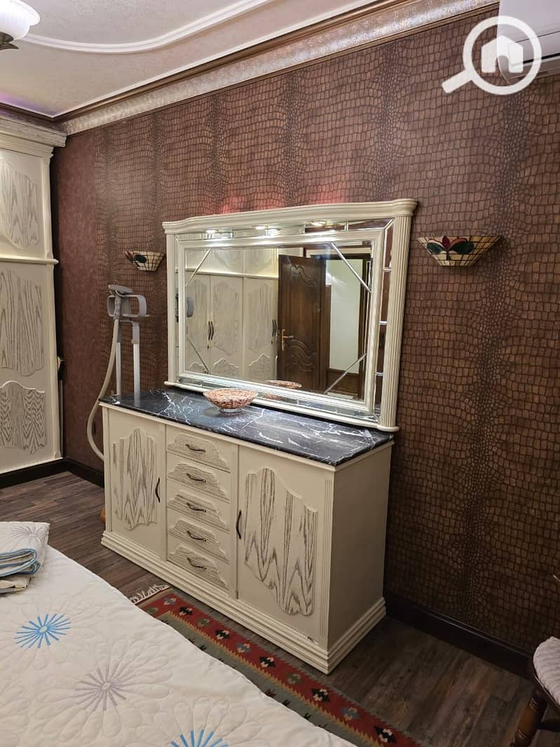 27 93e0940f-5da9-486b-a226-4e9e9c20dc56. jpeg