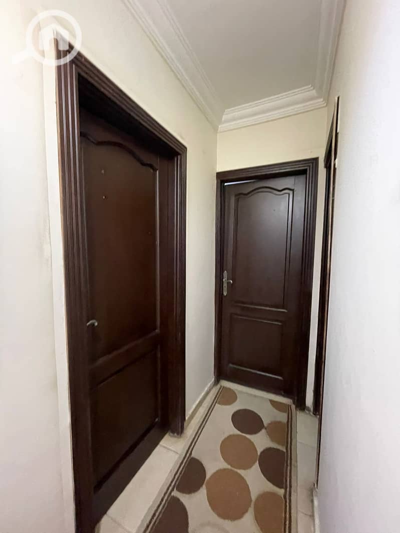 16 e257b863-a694-4aa9-84a6-b5545fc1ef79. jpeg