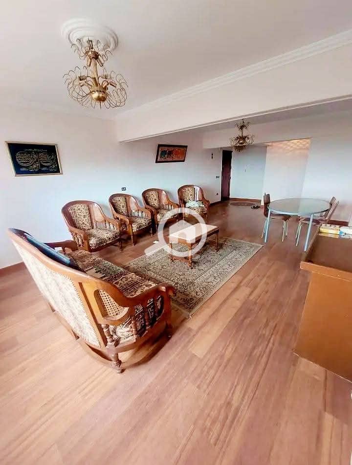 8 e5404561-f8ef-4e9e-a7f3-893f3335669c. jpeg