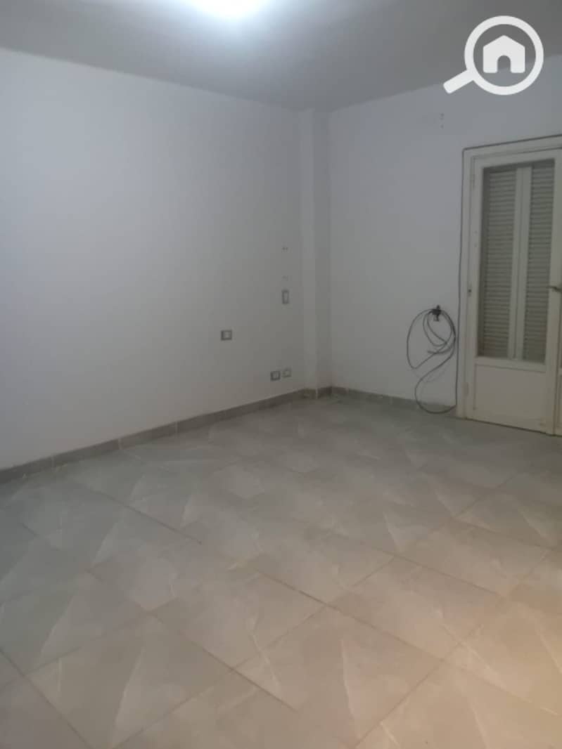 3 286f5caf-8e12-4654-8341-79a9c579f4d5. jpeg