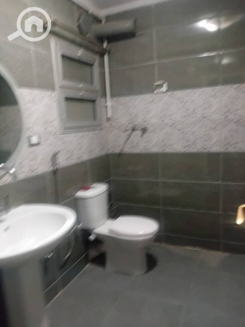 4 125c2690-bb6a-4aef-a124-0ca564684cab. jpeg