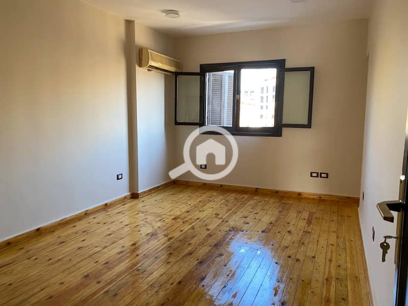 12 462ce0bd-b2d4-4489-bdeb-617b41b2580a. jpeg