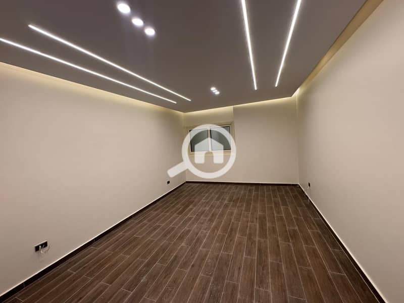 5 55c3b959-eb28-4279-b235-aa926743039b. jpeg