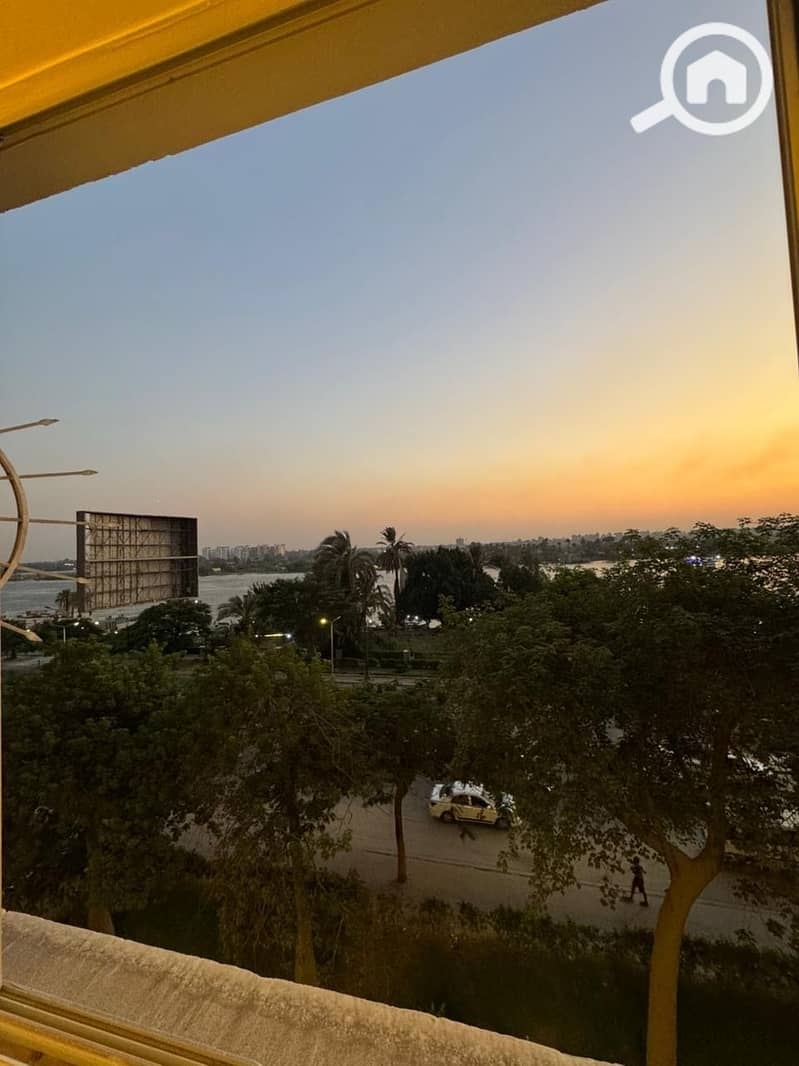 6 7c9fbced-8db2-42fd-a48b-99dbdf07289b. jpeg