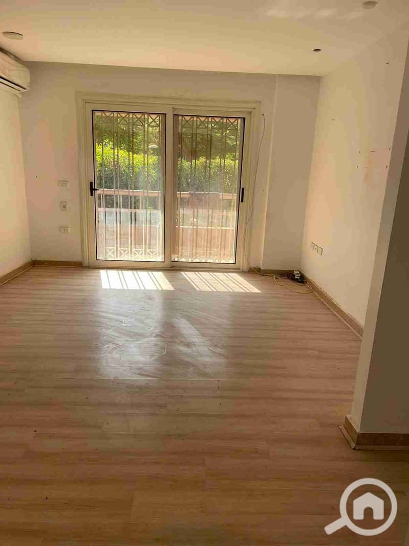 1000377634. jpg 1000377634. jpg