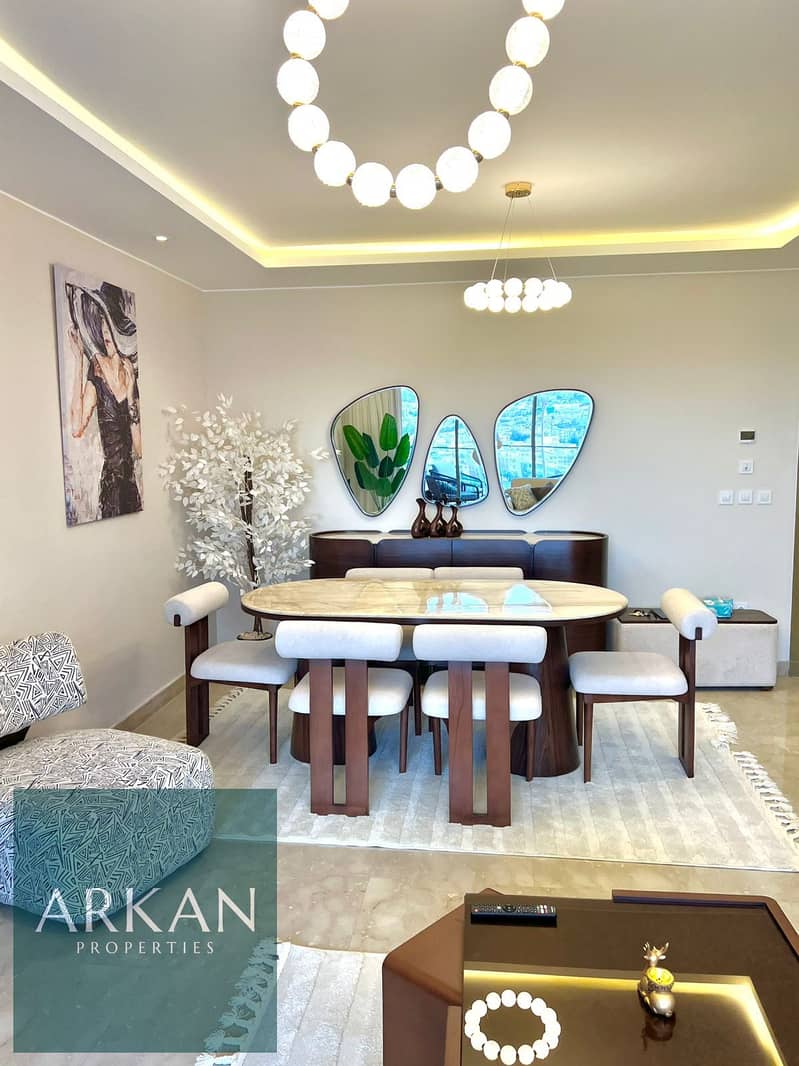 9 284e4d87-bca0-4c11-8f47-cf3ba8c53852. jpg