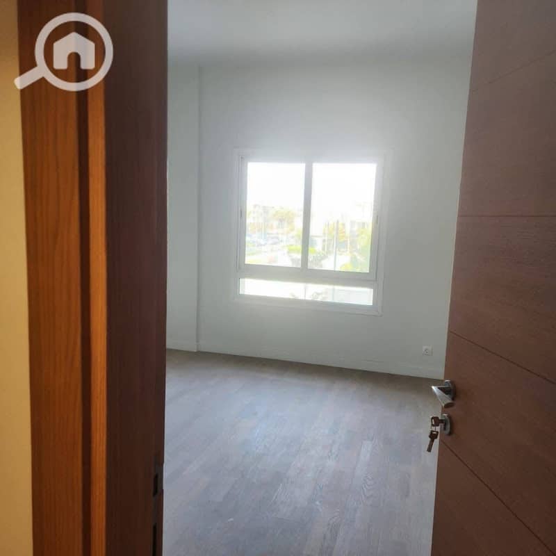 10 WhatsApp Image 2025-10-20 at 9.10. 58 PM. jpeg