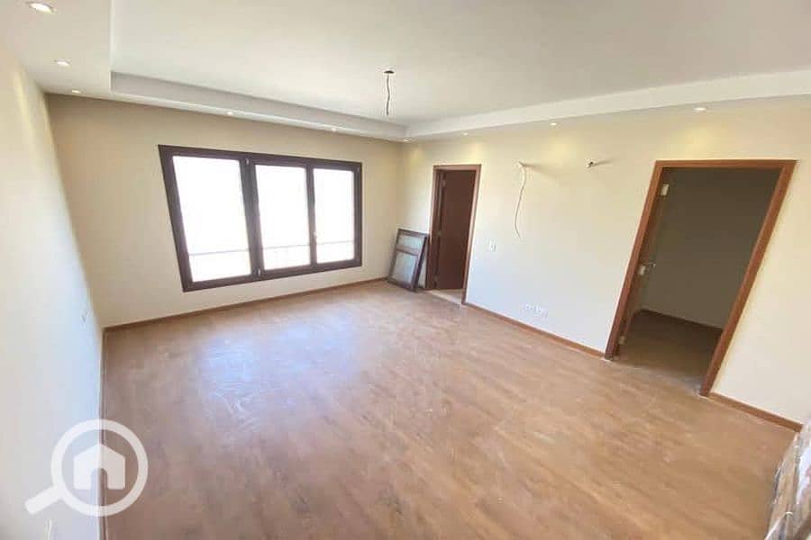 8 FB_IMG_1740050293741_900x600. jpg