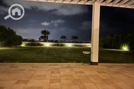 توين هاوس 6 غرف نوم للبيع في 6 أكتوبر، الجيزة - FB_IMG_1744108802572_900x600. jpg