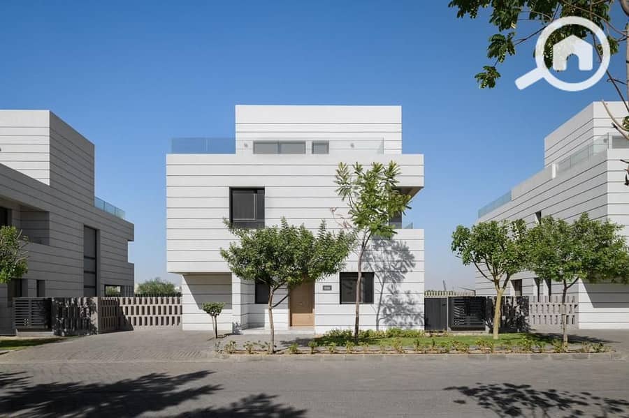 11 WhatsApp Image 2025-11-12 at 04.10. 39_7ecc0a19. jpg