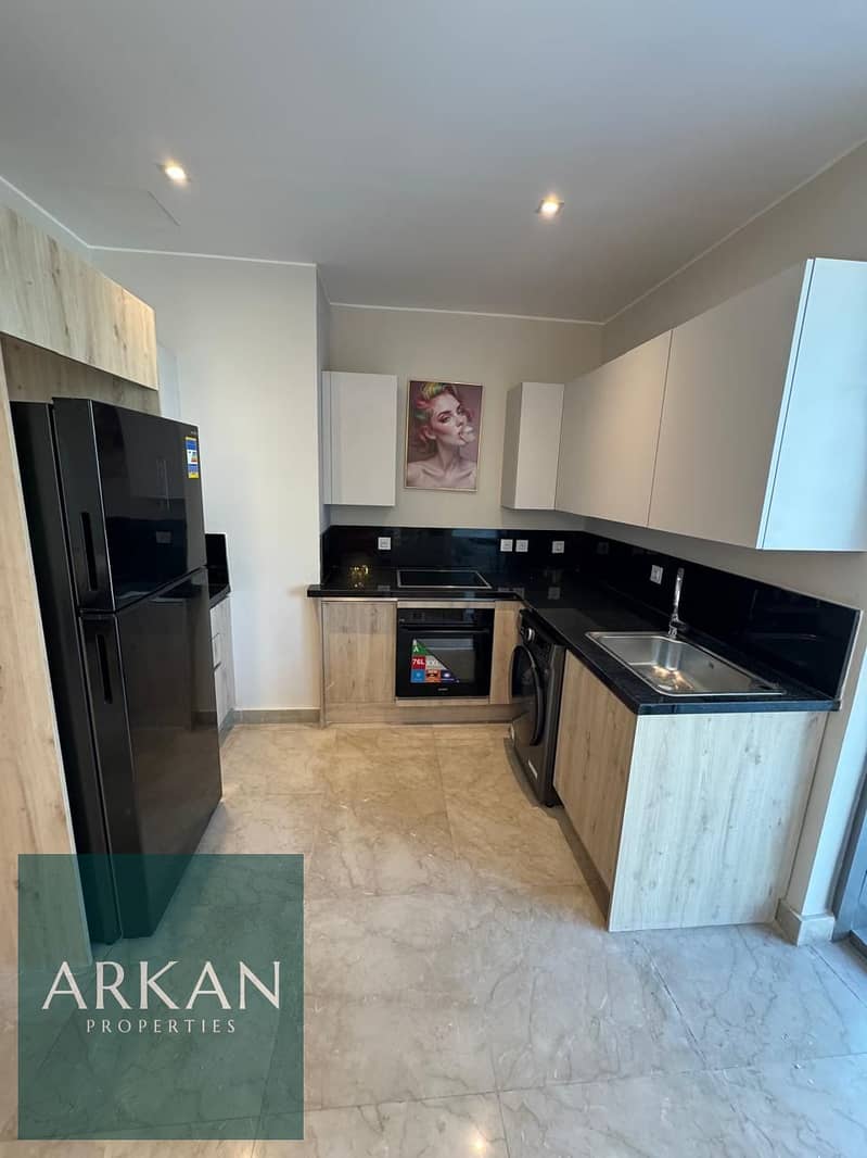 7 119d0fac-9f10-45ea-9840-43a0c49ed4c2. jpg