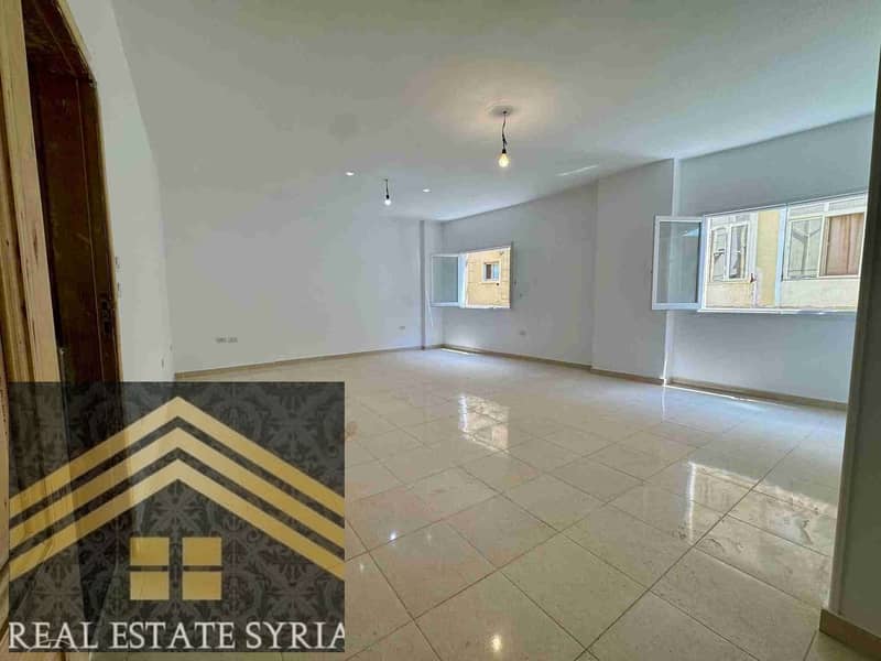 1000415630. jpg 1000415630. jpg