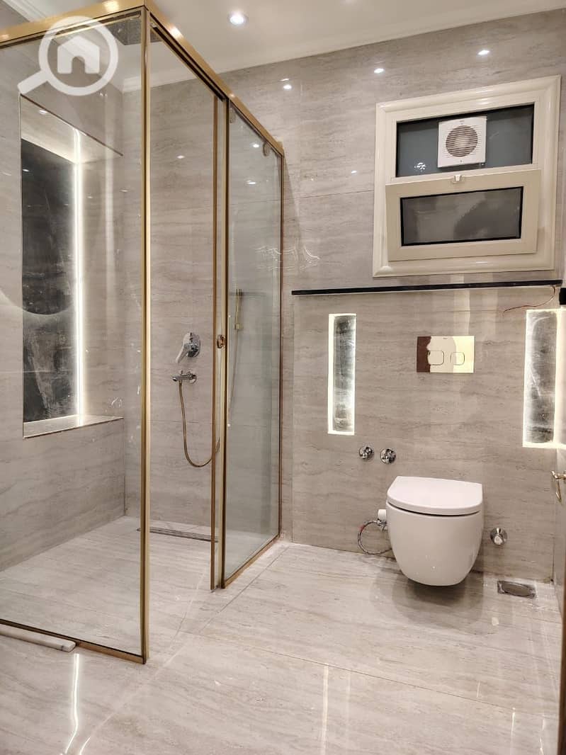 4 WhatsApp Image 2025-10-23 at 18.58. 03_9981e946. jpg