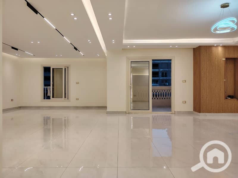 11 WhatsApp Image 2025-10-23 at 18.58. 04_e85977bd. jpg