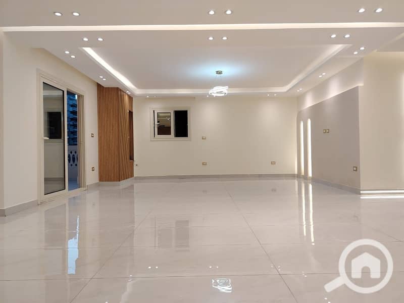 16 WhatsApp Image 2025-10-23 at 18.58. 05_3174c510. jpg