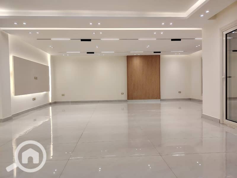 23 WhatsApp Image 2025-10-23 at 18.58. 07_302f2a96. jpg