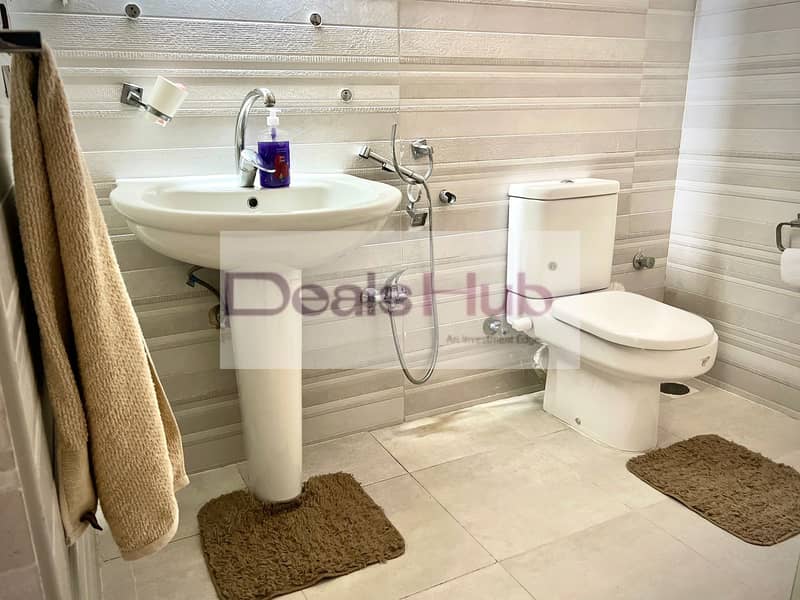 21 c86ba751-49ed-4415-8e96-41a079e65e38. jpg