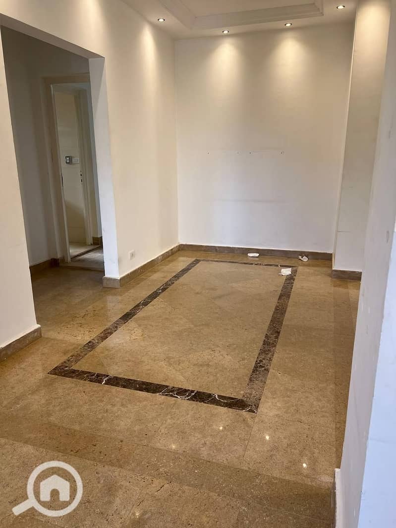 21 bae55a3f-93f3-49c0-943b-ebabbb8a570e. jpg