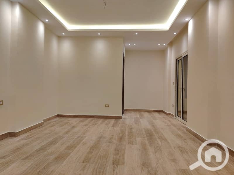 10 WhatsApp Image 2025-11-19 at 10.38. 12_a3507a23. jpg