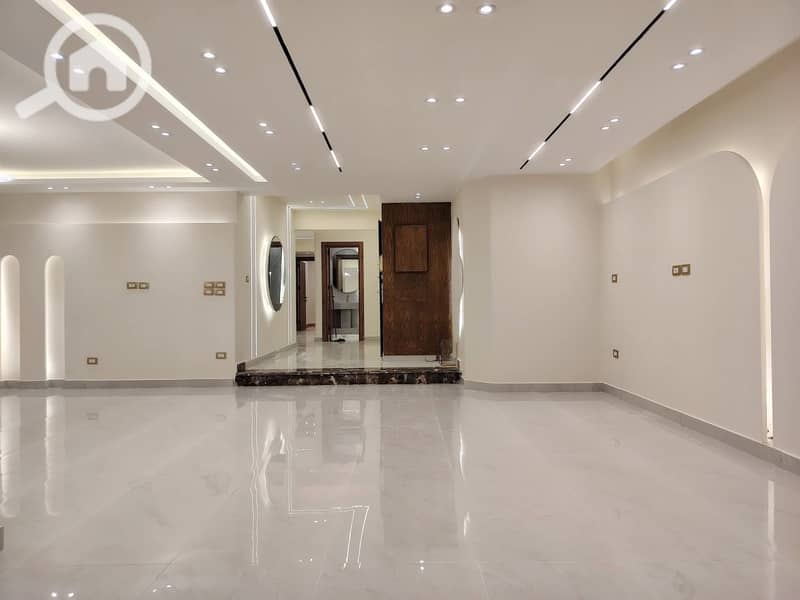 18 WhatsApp Image 2025-11-19 at 10.39. 58_af256aaa. jpg