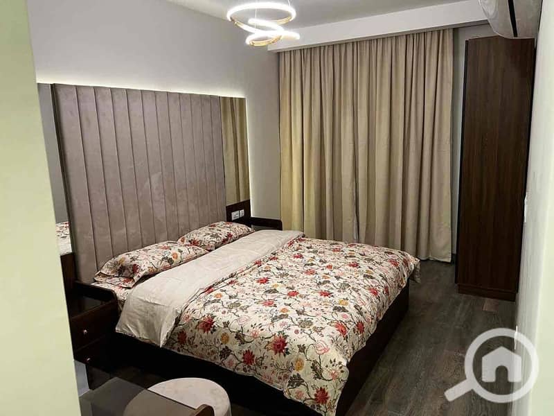 2 2ae8b4ad-3551-434d-8f87-60c09eb1e0f7. jpg