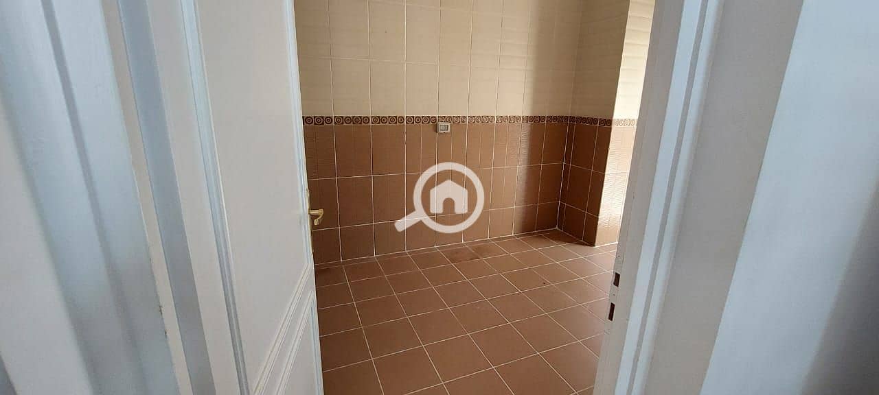 10 1abf0e7c-0632-46b6-80ad-ef46c726a416. jpeg