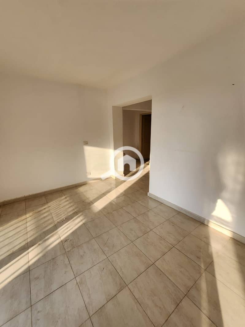 4 91e5983b-603f-4c0a-989b-b76c0fcfb257. jpeg