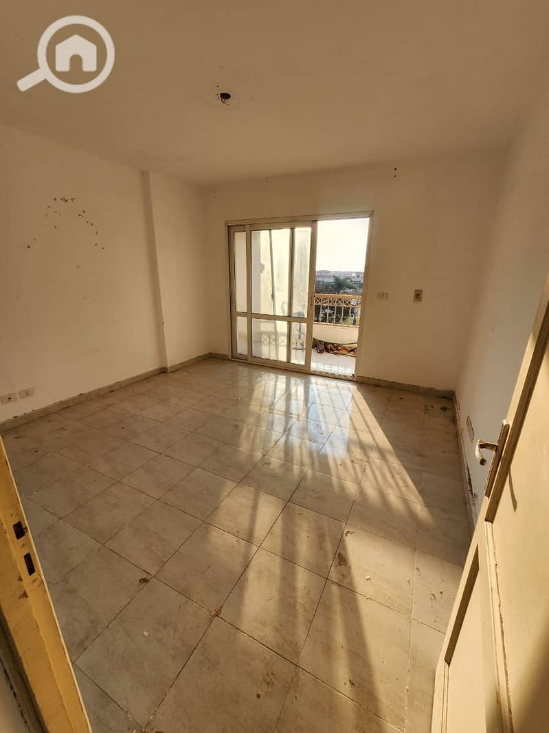 6 2318b7ff-5550-4c87-ba8b-5f0b23694a18. jpeg