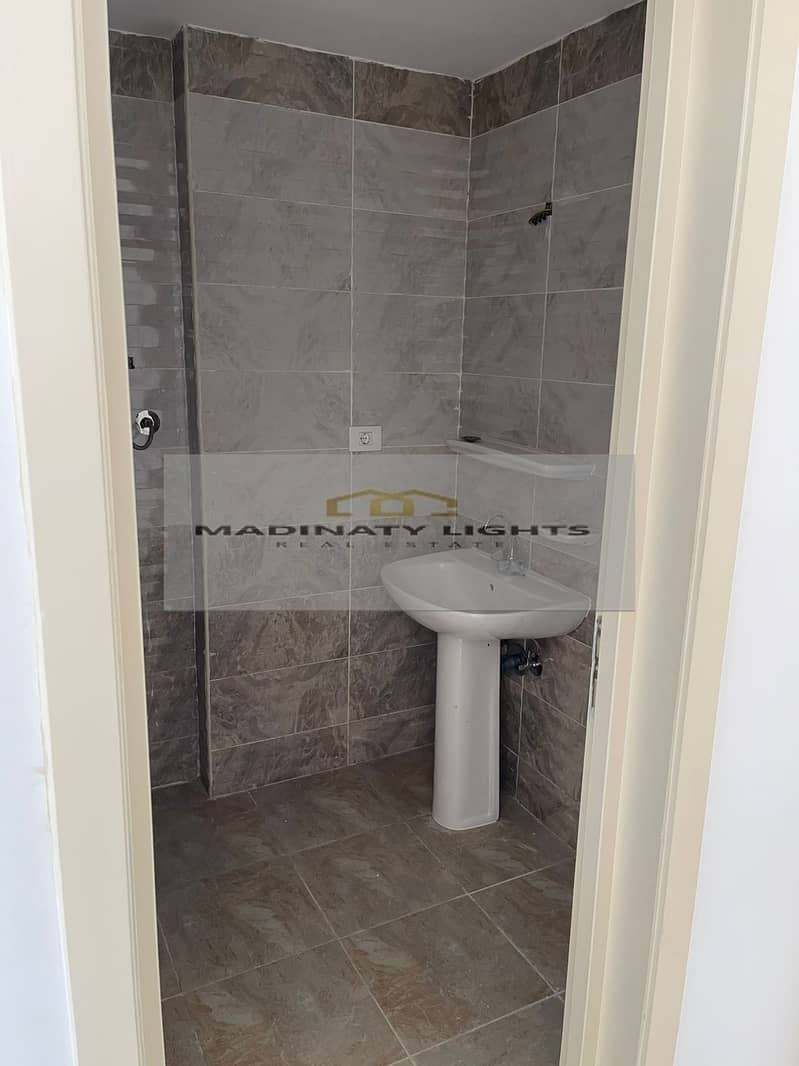 12 WhatsApp Image 2025-11-19 at 10.56. 30 AM (1). jpeg